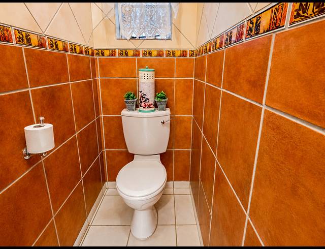 4 BEDROOM HOUSE FOR SALE IN LYTTELTON MANOR